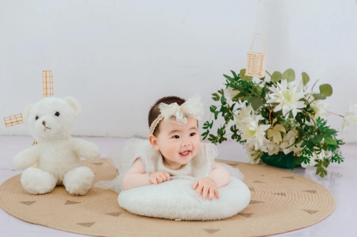 广汉四个月宝宝揉眼睛 广汉四个月宝宝揉眼睛